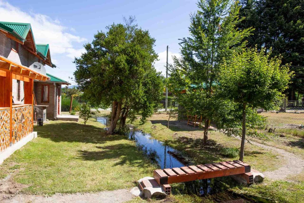 Huellas Hostel Lago Puelo Exterior foto
